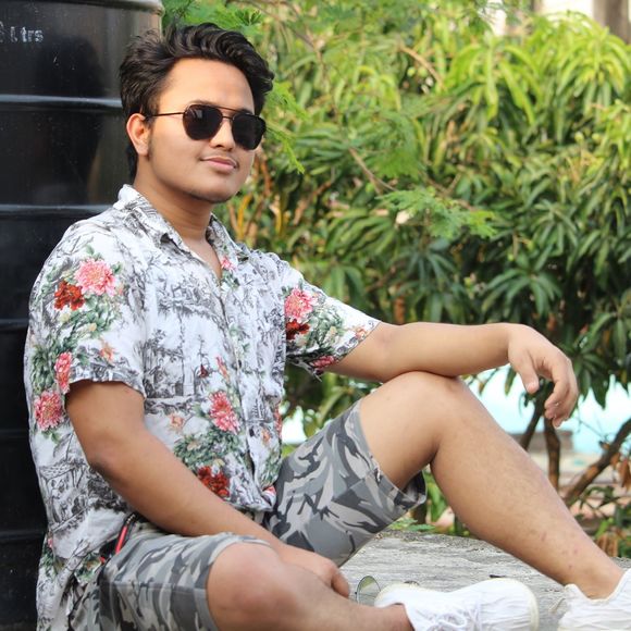 Meet your Posher, Neetesh - Picture 1 of 1